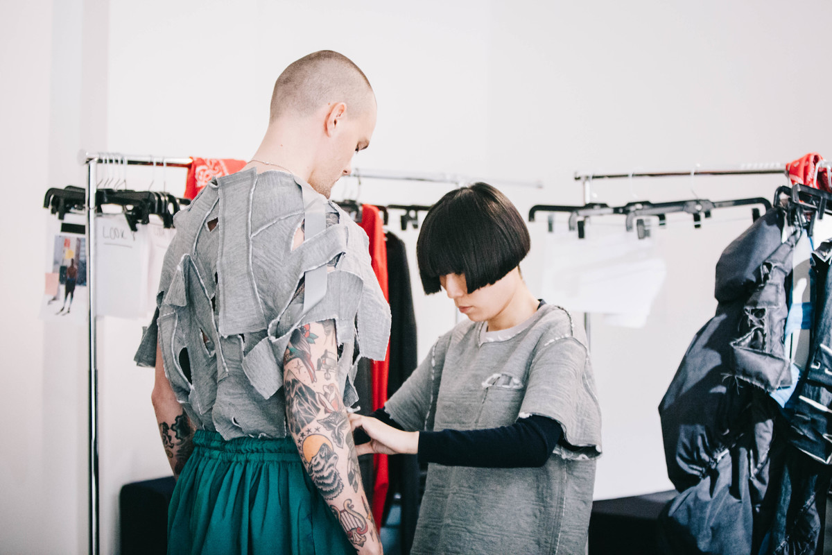 A fast-moving year for an Chinese fashion designer | Interview with founder of "Feng Chen Wang"