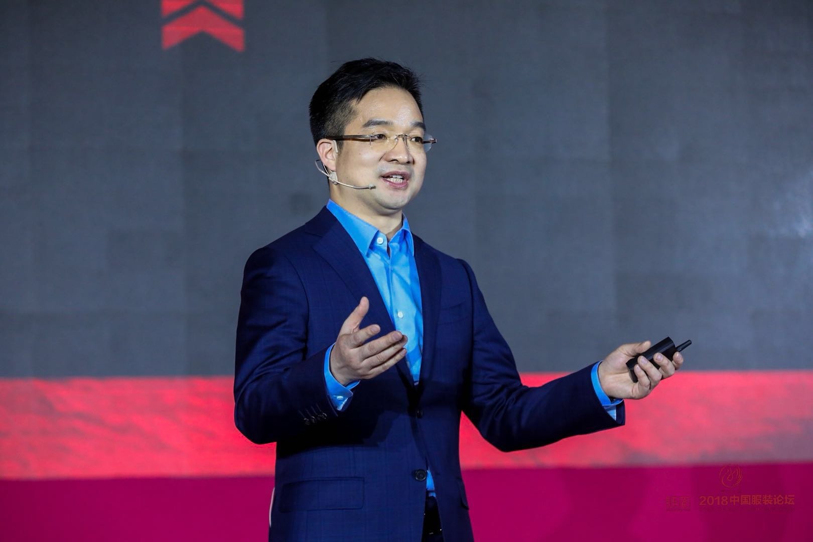 how China's ecommerce giant JD.com understand Fashion Retail? Interview with President of JD.com Fashion & Lifestyle